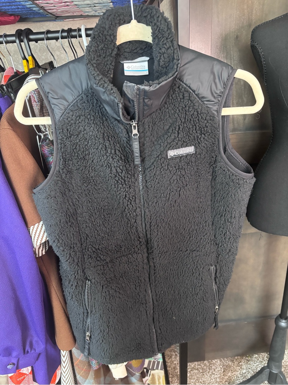Columbia Black Sherpa Fleece Vest - Zip Front